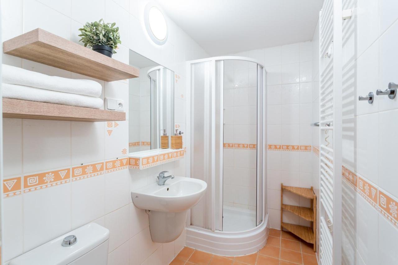 Bozi Dar 95 Apartment Ngoại thất bức ảnh